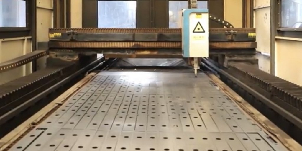 equipment_Laser cutting machine